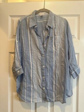 Dash Women's Light Blue & White Striped Button-Down Shirt Small